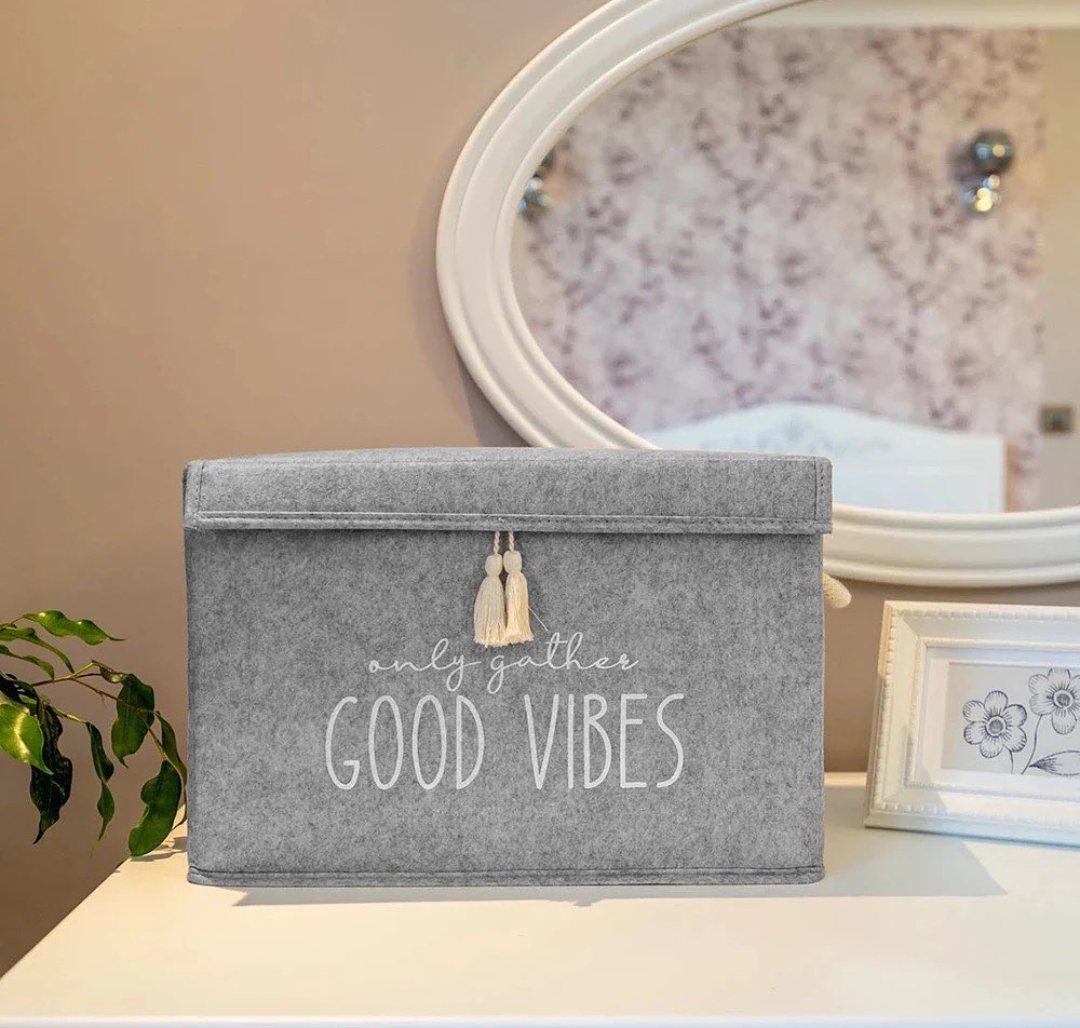 Qutu Orqananayzer/ Good Vibes