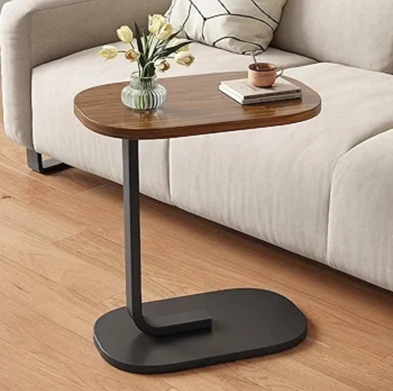 Divan kənarı masası / C table